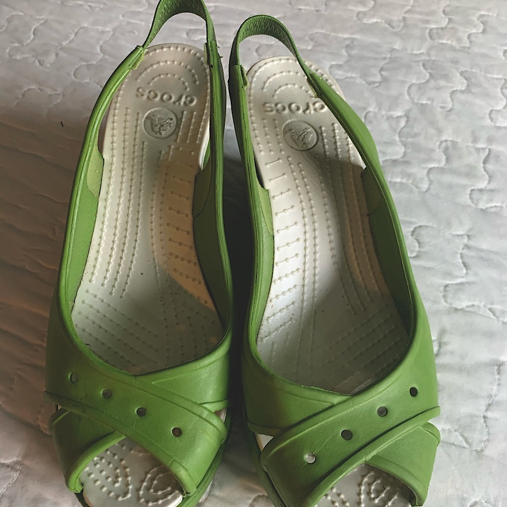 CROC wedge heels - Olive Green